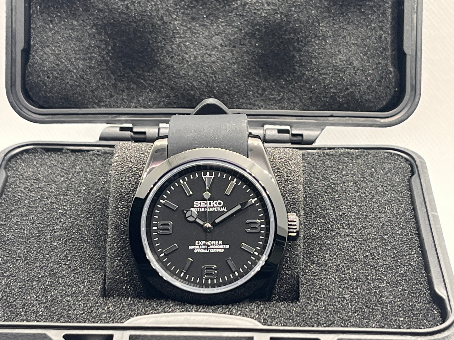 Stealth X-plorer