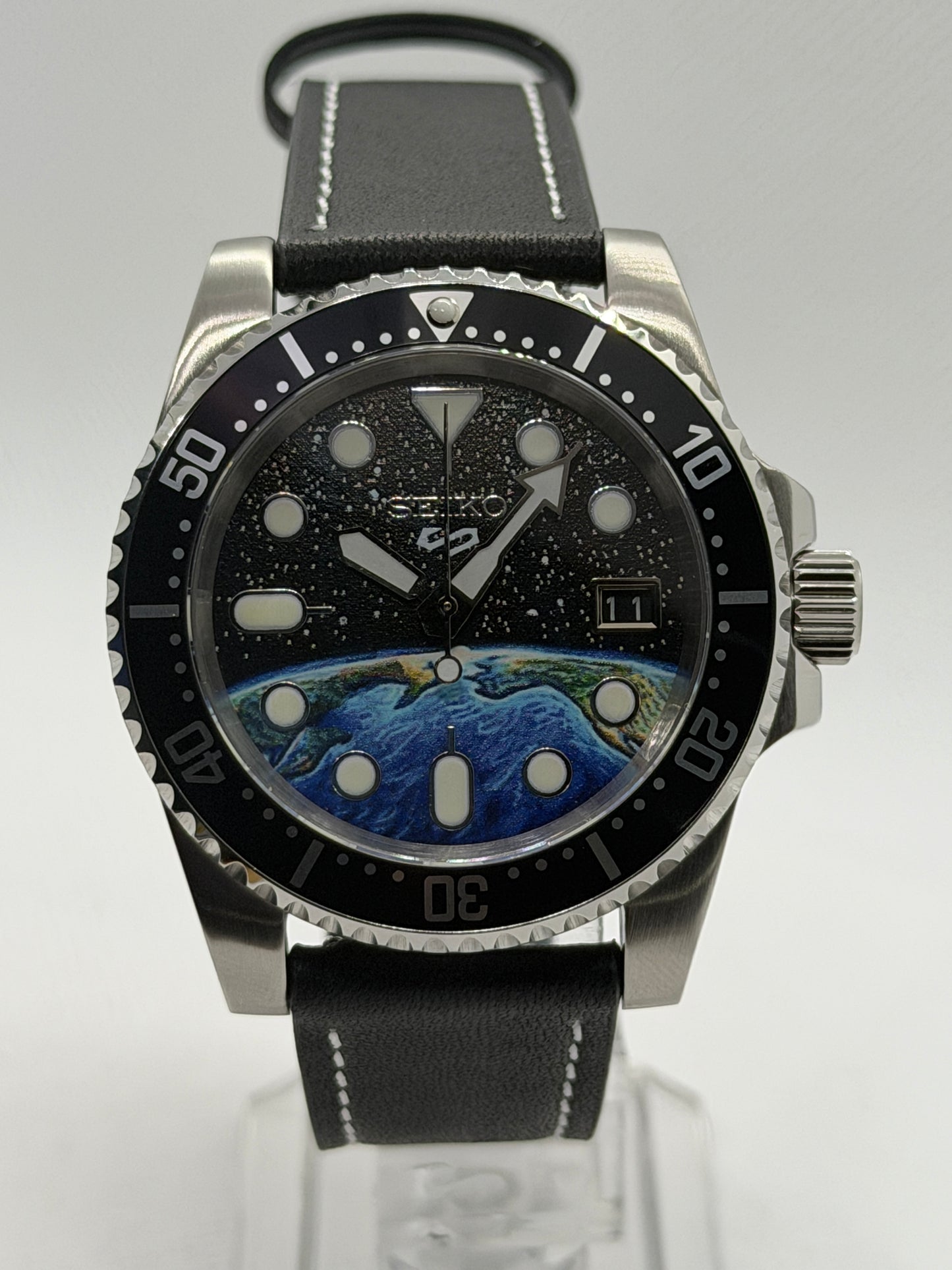 Planet Earth Sub