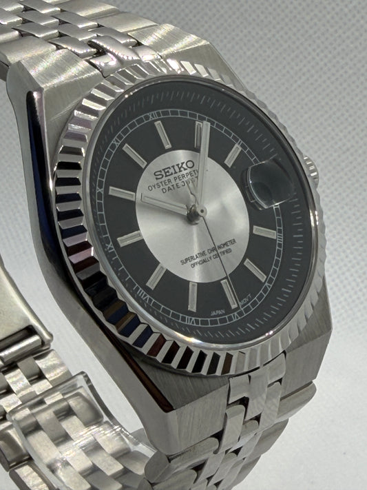 Black Tux Land Dweller