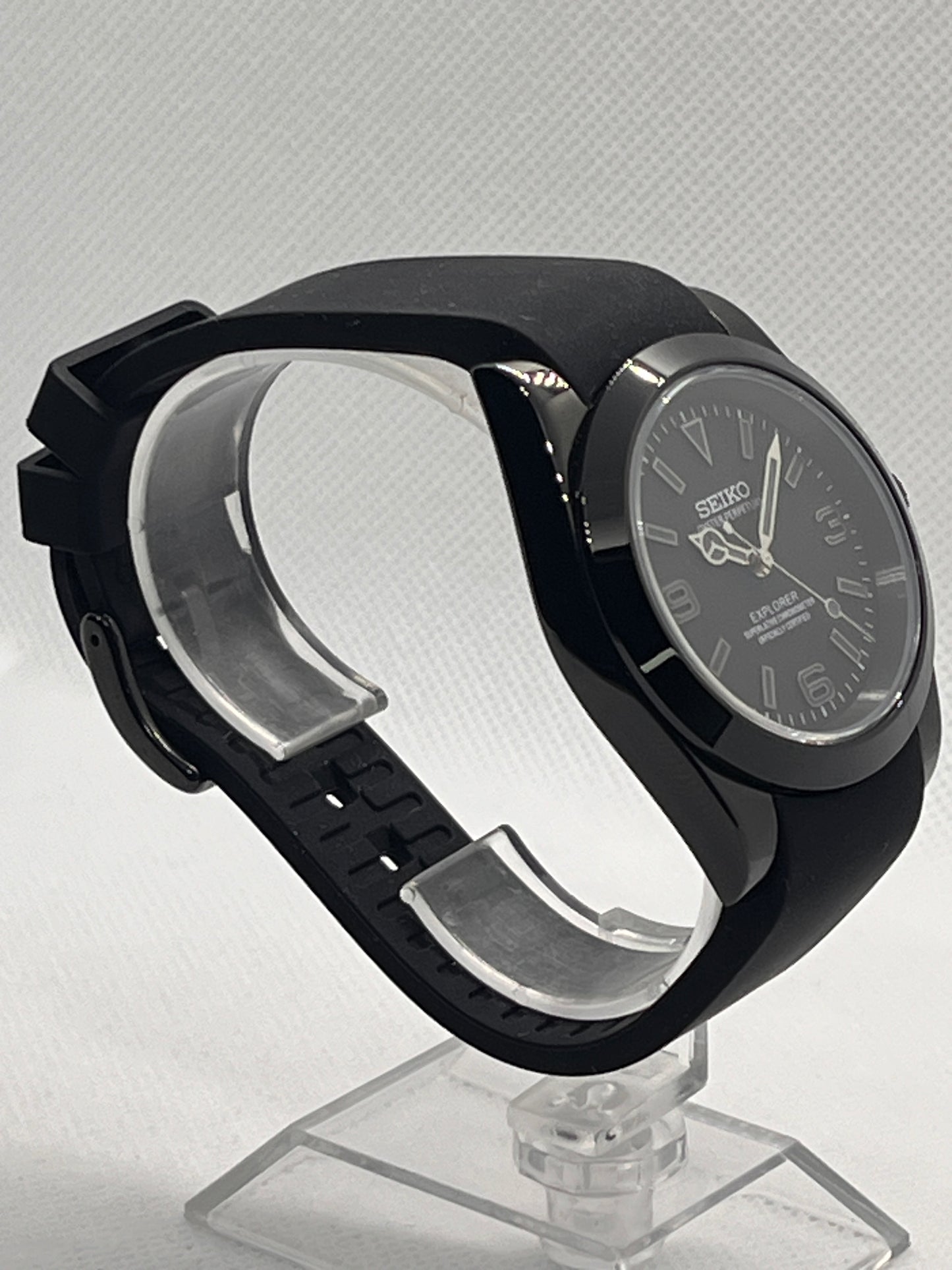 Stealth X-plorer